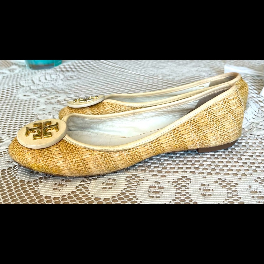 FLASH SALE Tory Burch Reva Raffia Straw Flat 7.5